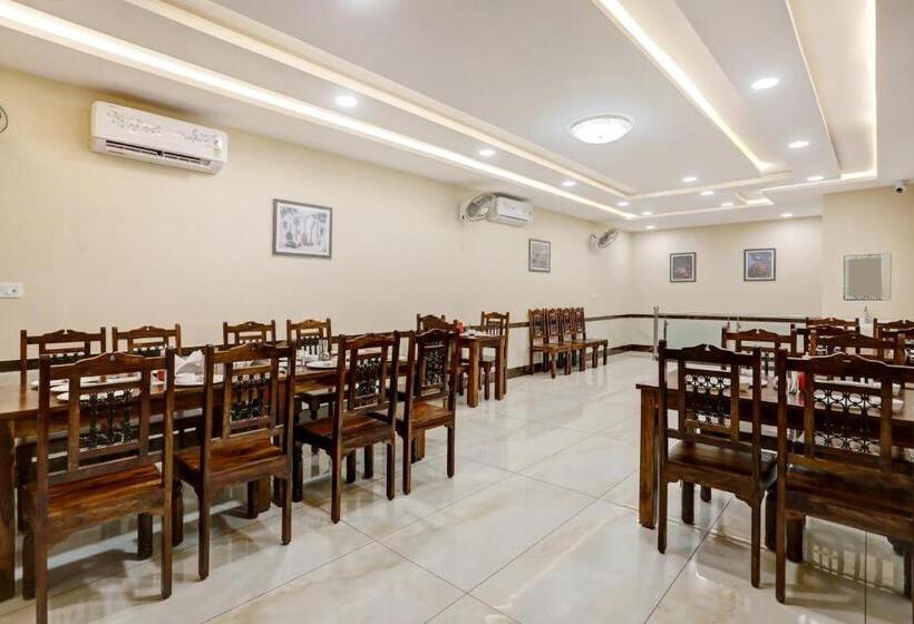 בית מלון כפרי Collection O Ravidarshan