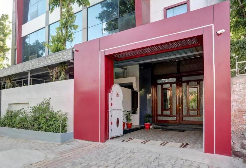 בית מלון כפרי Collection O Ravidarshan