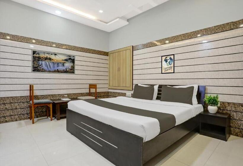 בית מלון כפרי Collection O Ravidarshan