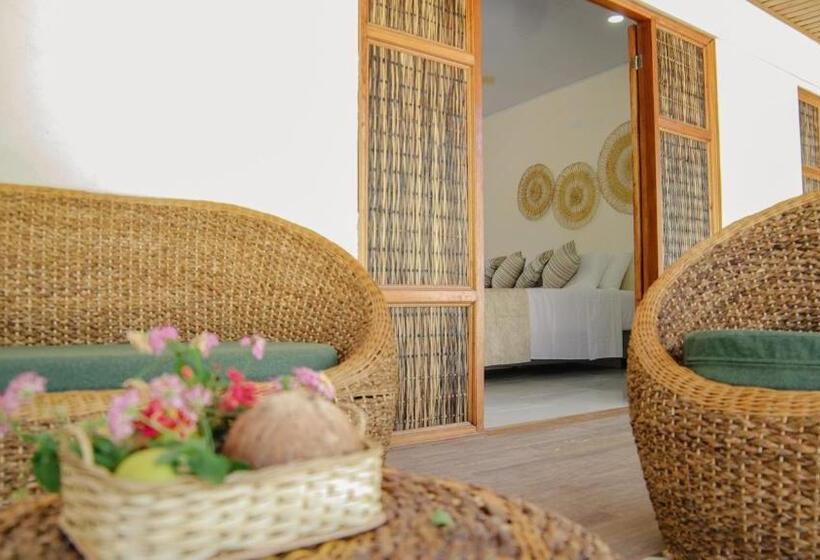 Отель Corales De Orika