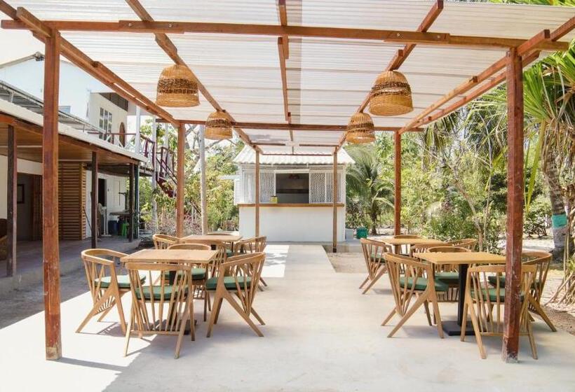 Отель Corales De Orika