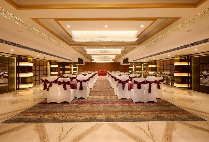 酒店 Delite Sarovar Portico Faridabad