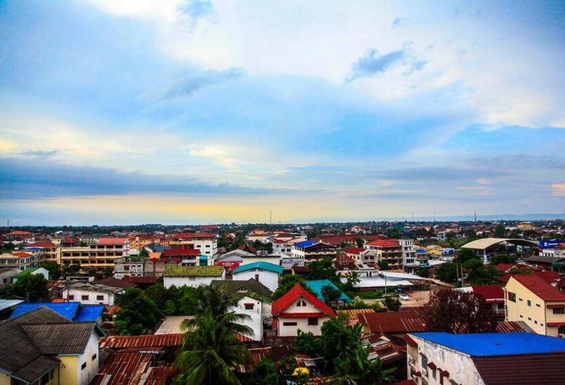 فندق Douangchan Plaza