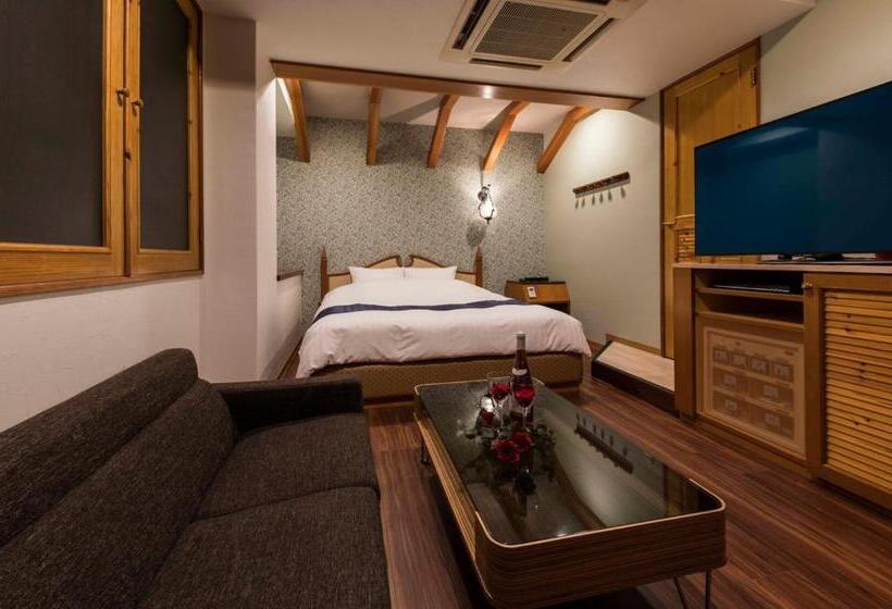 Отель Estasi Adult Only