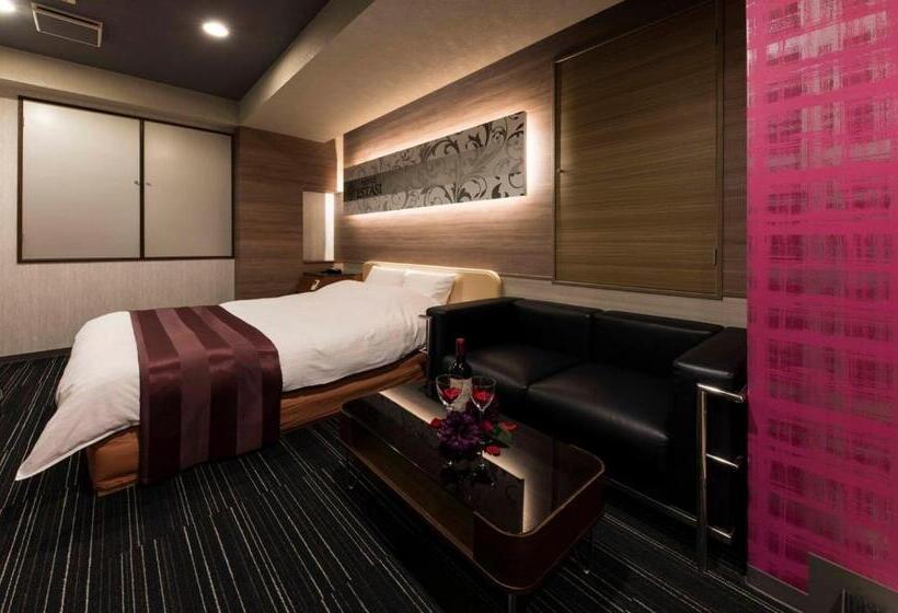 Отель Estasi Adult Only