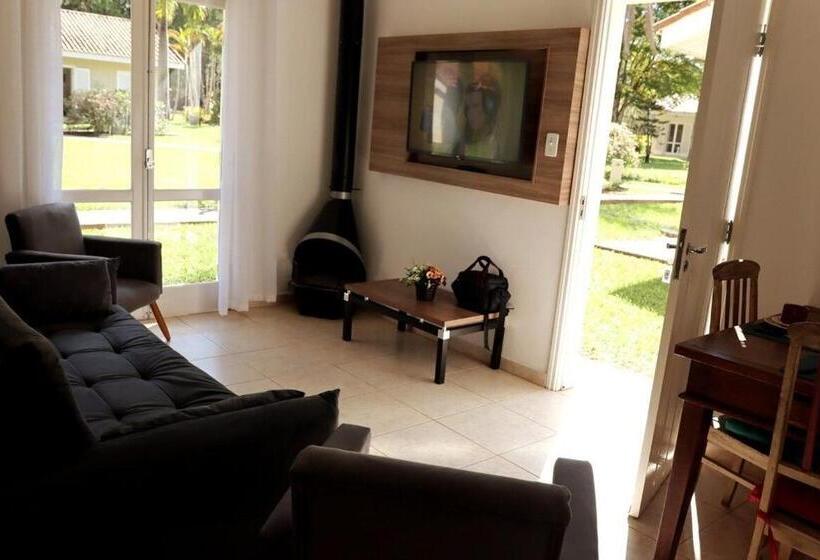 ホテル Fazenda Em Itapetininga, Paz, Descanso E Piscinas