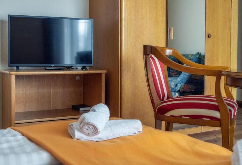 فندق Fraganterwirt