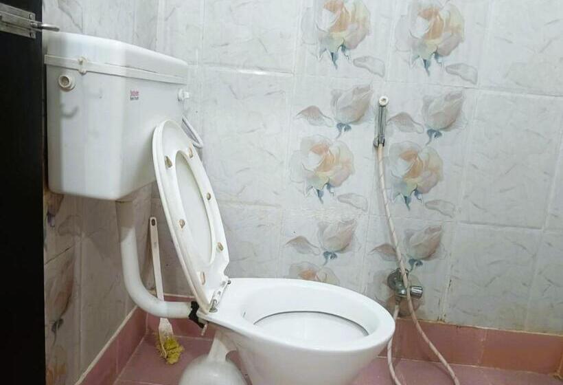 בית מלון כפרי Ganpathi Guest House