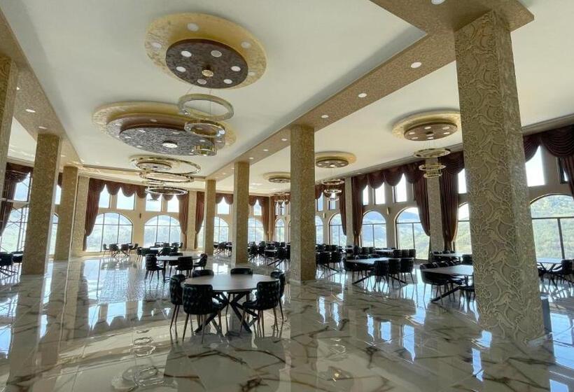 בית מלון כפרי Gardenhill Village