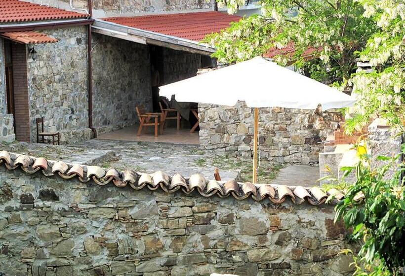 בית מלון כפרי Grassetti