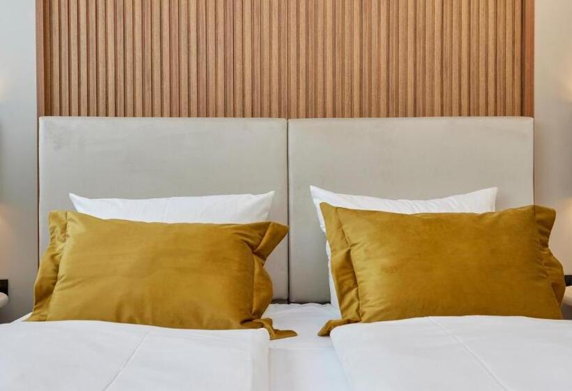 ホテル Hoffmanns Weinquartier