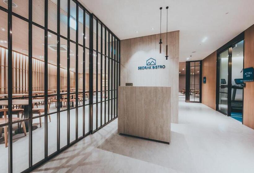 ホテル Homm Marina Sokcho   Part Of Banyan Group