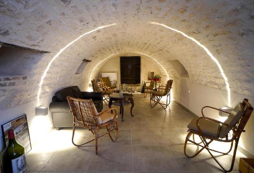 Отель Hôtel De La Croix Blanche