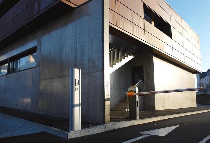 ホテル Jf Accueil & Formation