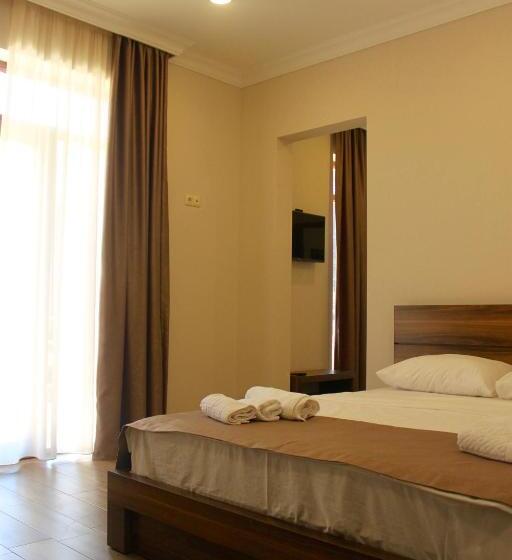 هتل Kolkhi Shekvetili