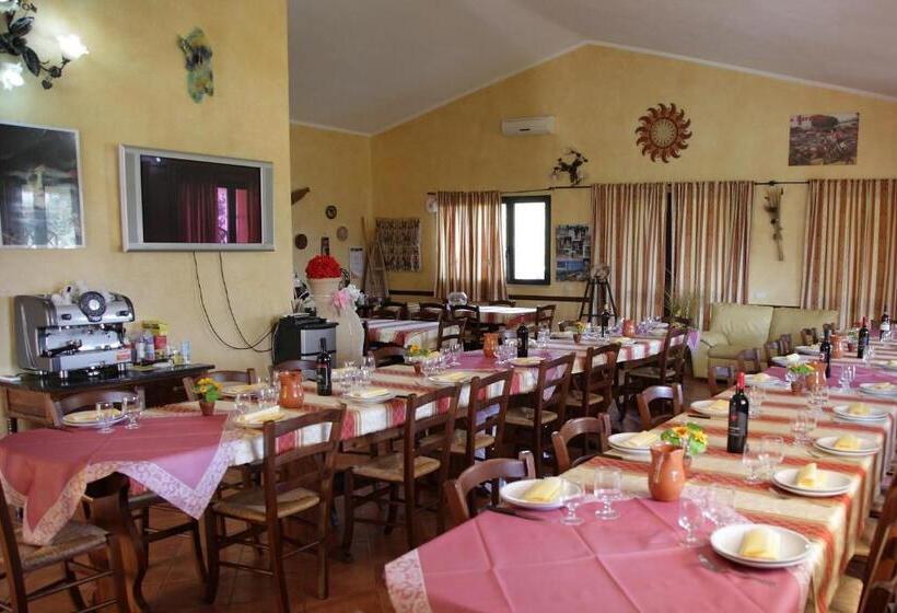 فندق La Luce Del Sinis