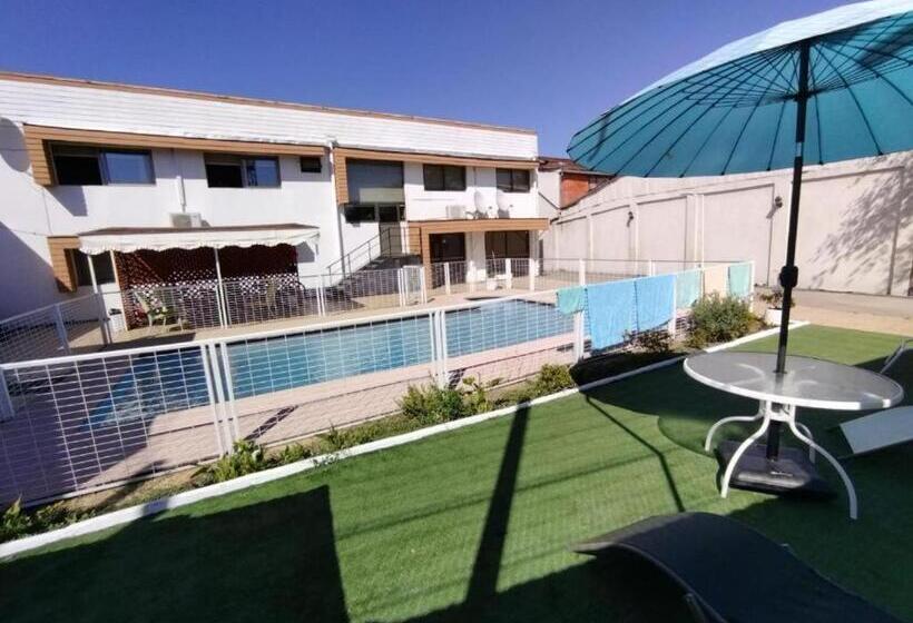 בית מלון כפרי Millaray Inn Express