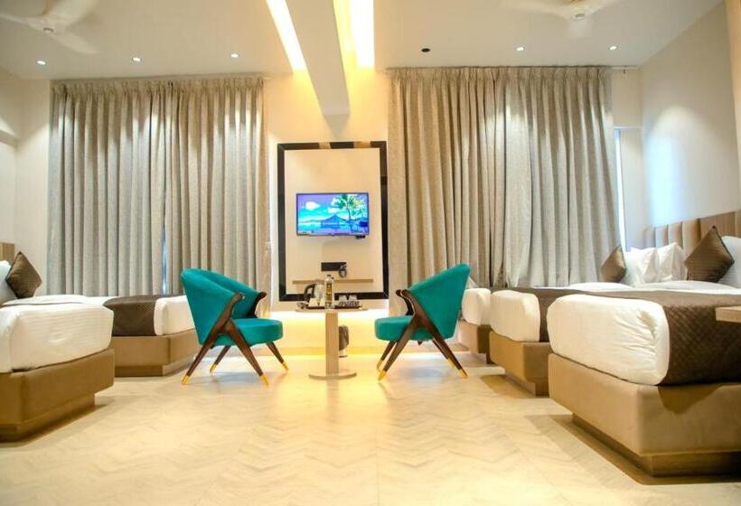 فندق Narayani Executive