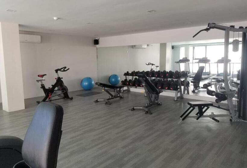 هتل One Spatial Condo Unit   Iloilo