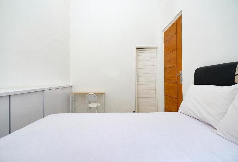 Отель Oyo Life 2491 Omah Puspa