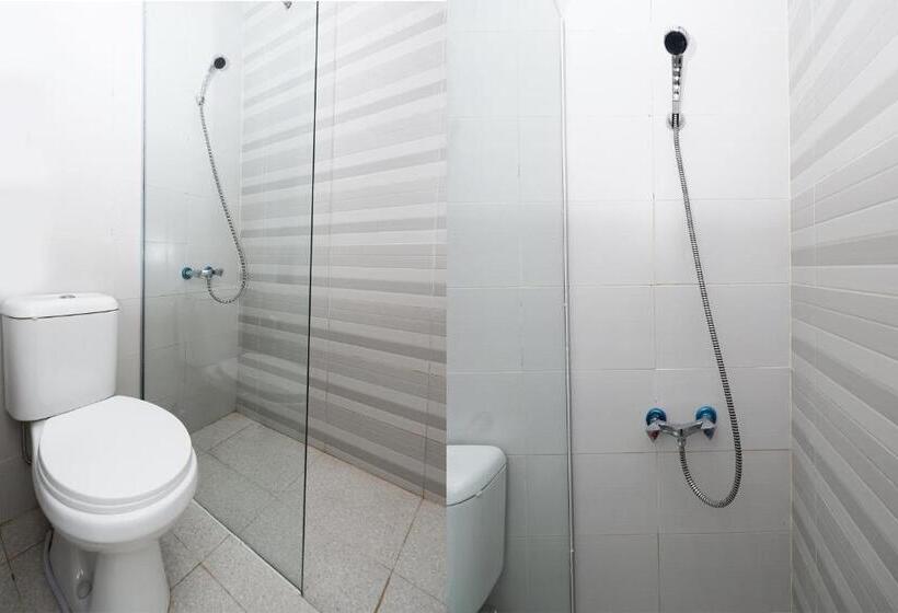 Отель Oyo Life 2491 Omah Puspa