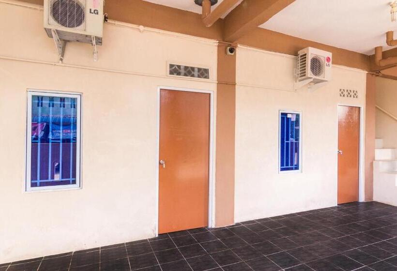 فندق Oyo Life 2583 Kost Anggun