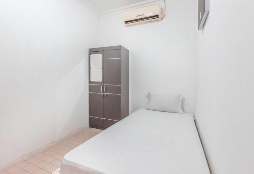 ホテル Oyo Life 3047 Gita Kencana