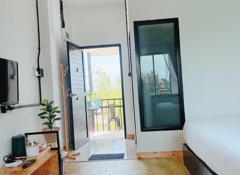 בית מלון כפרי Penguin Villa Resort & Bistro