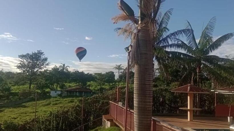בית מלון כפרי Pousada Vale Verde   Campo De Futebol E Sinuca Pro