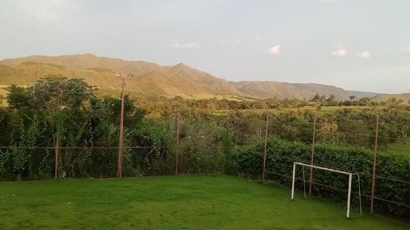 בית מלון כפרי Pousada Vale Verde   Campo De Futebol E Sinuca Pro