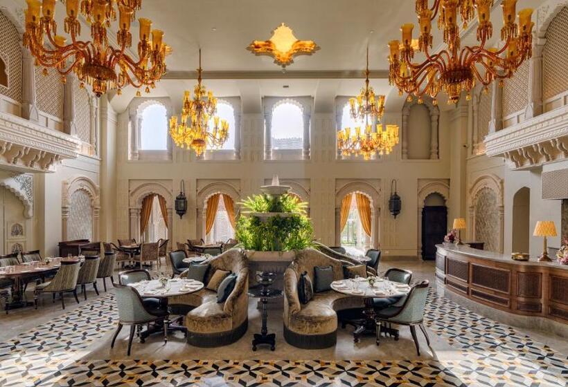 בית מלון כפרי Raffles Jaipur