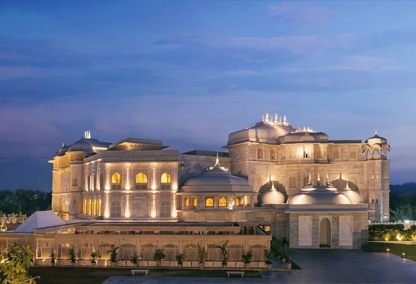 בית מלון כפרי Raffles Jaipur