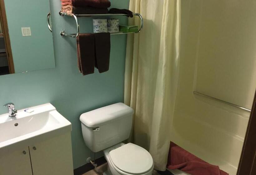 فندق Skyvista Inn