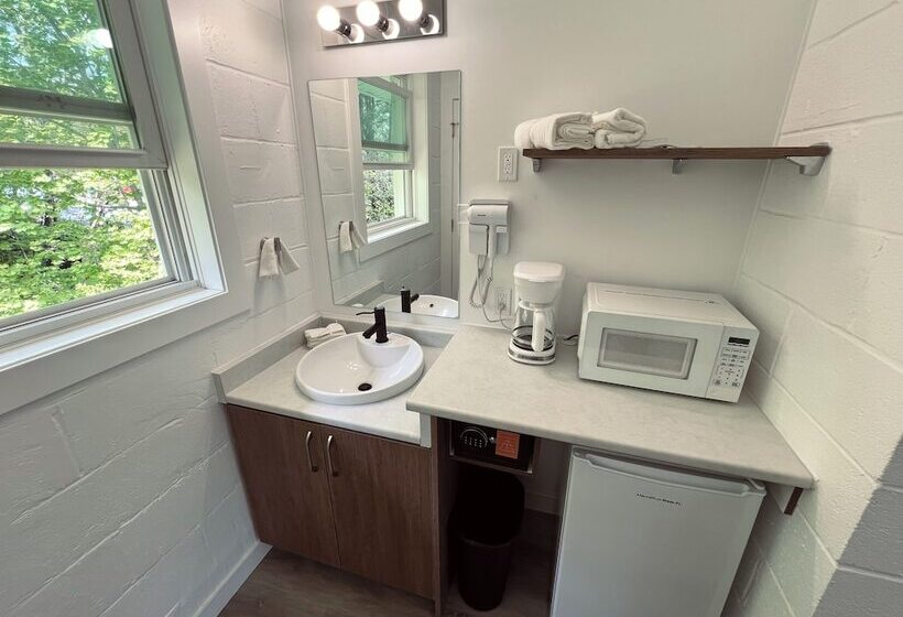 فندق Stay Inn Muskoka