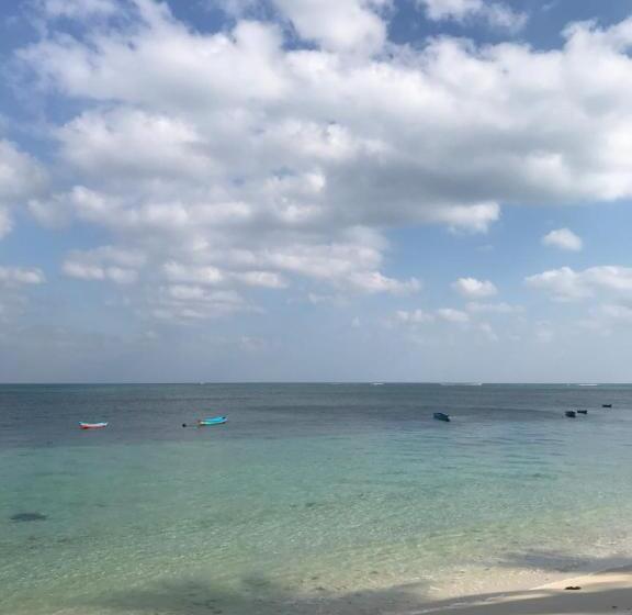 호텔 Talenta Mas Homestay