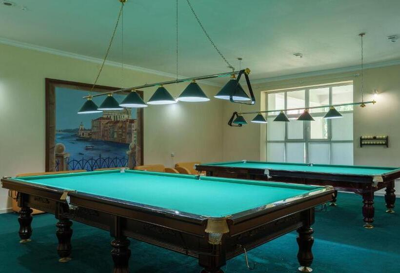 هتل Talisman Village