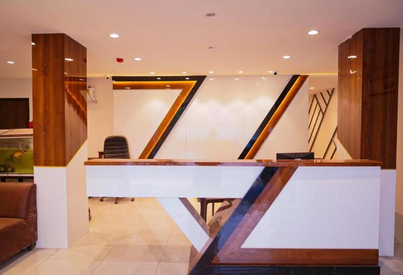 בית מלון כפרי The Flamboyant Natraj