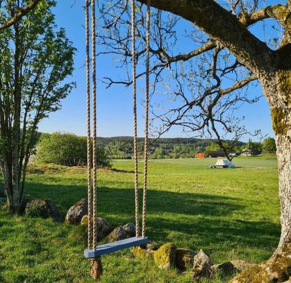 فندق The Thistle Inn   Eko Farmstay