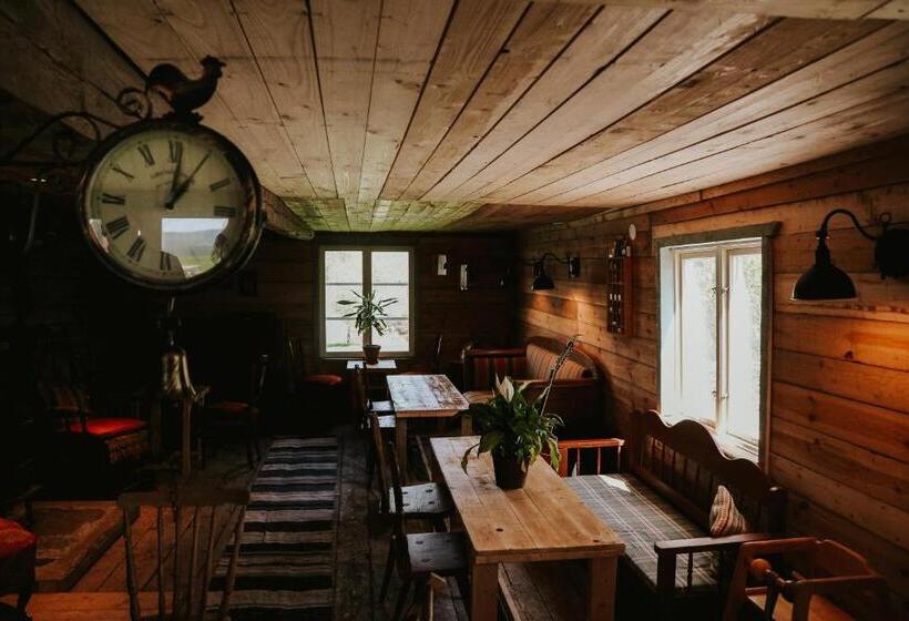 فندق The Thistle Inn   Eko Farmstay