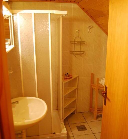 هتل Tourist Farm Klevž