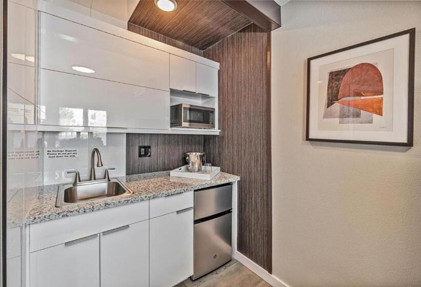 호텔 Walkable Wonder Midtown Studio Near Downtown Gems