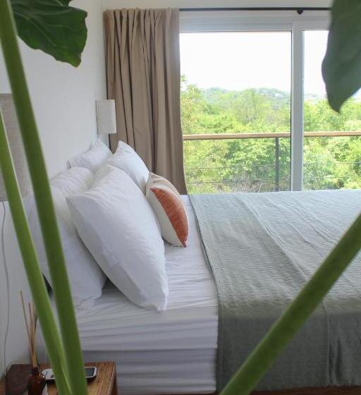 فندق Waves & Wifi   Popoyo