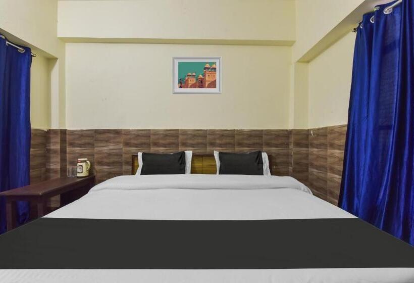 Oyo Hotel Jk Laxmi