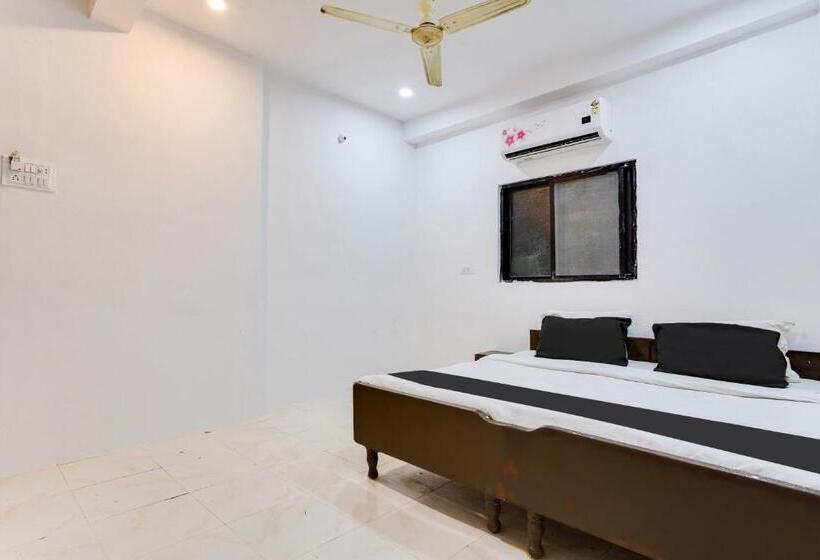 Oyo Hotel Silver Plaza