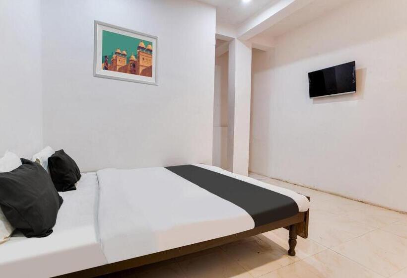 Oyo Hotel Silver Plaza