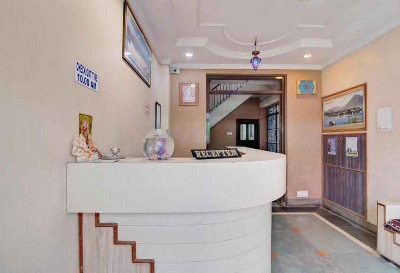 호텔 Spot On Sonika