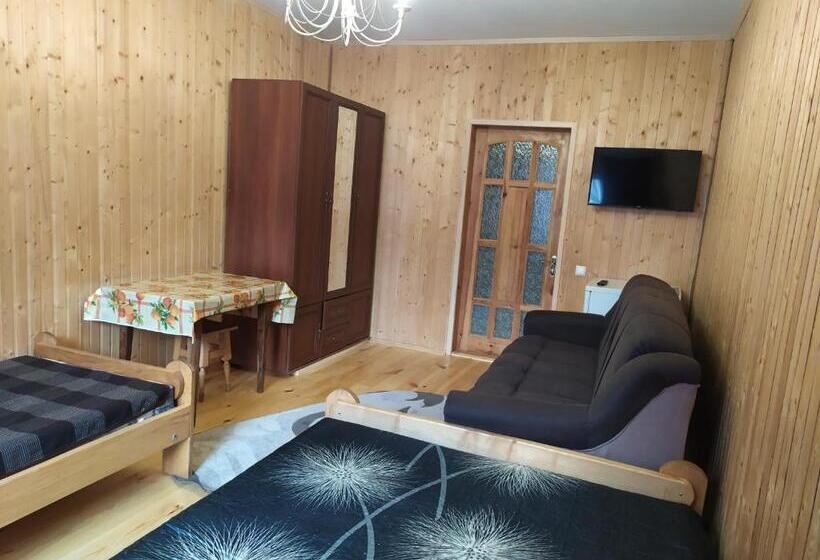 پانسیون білий птах