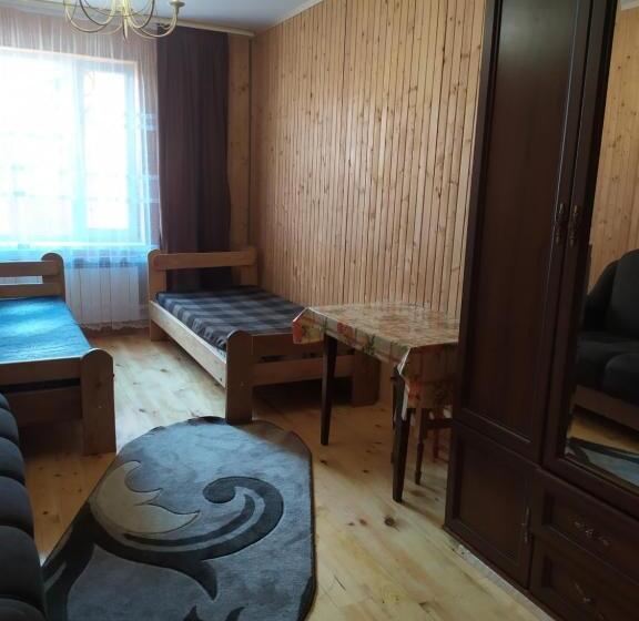 پانسیون білий птах