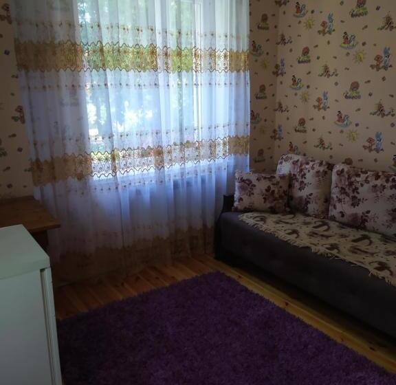 پانسیون білий птах