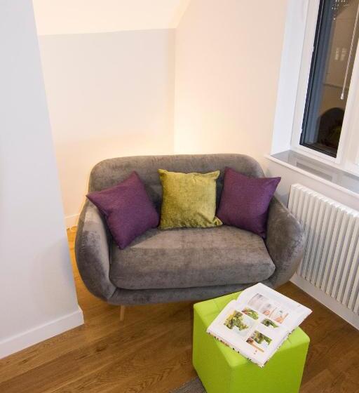 פנסיון 4 Spicer Road